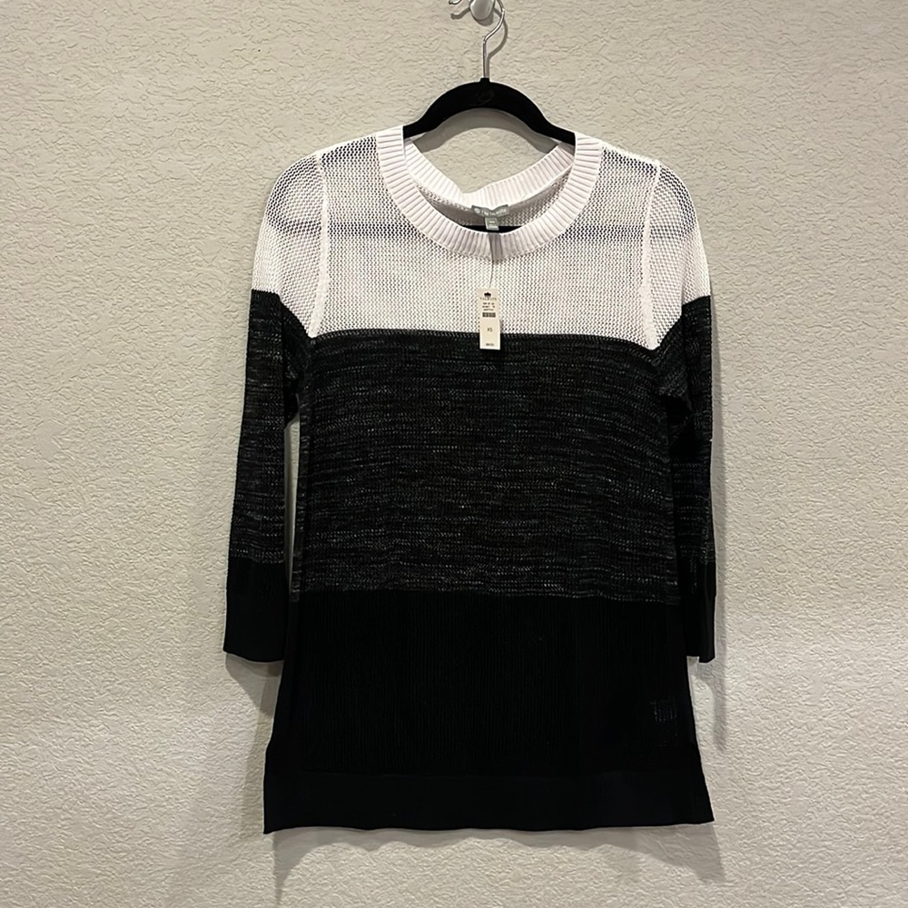 Talbots. XS. Nwt. Mesh sweater. white, gray, black large stripe.